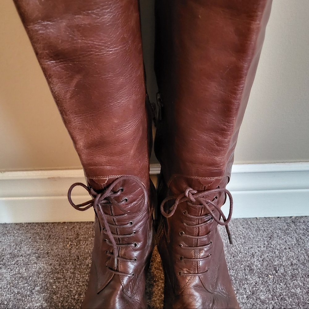 Charles David Riding boot - made in Italy  size 8